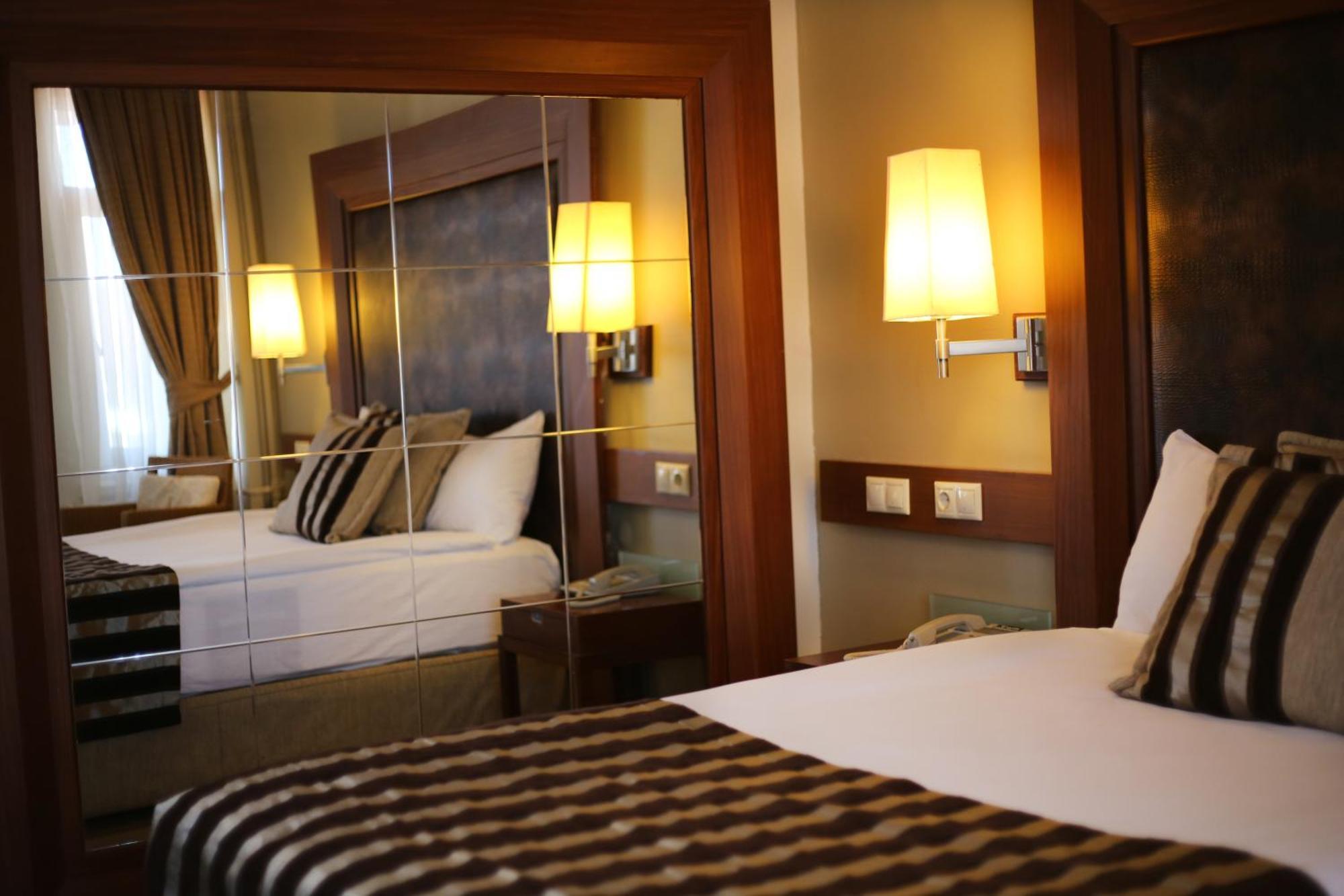 Grand Terme Hotel Kirsehir Екстер'єр фото